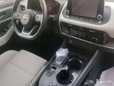 نيسان اكس تريل رصاصي 7 راكب 2500cc دبل 2025 7