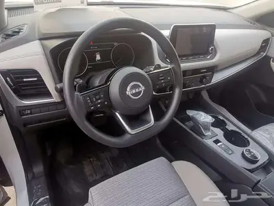 نيسان اكس تريل رصاصي 7 راكب 2500cc دبل 2025 3