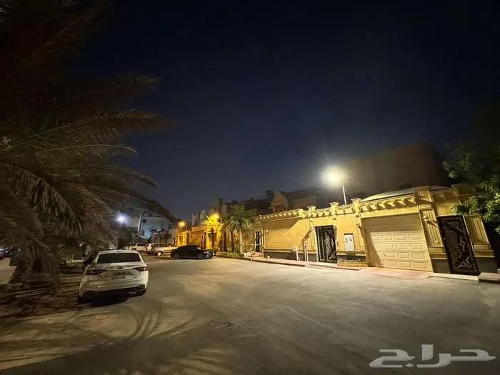 للبيع فيلا فاخرة - حي الحمراء الغربية بالرياض 11