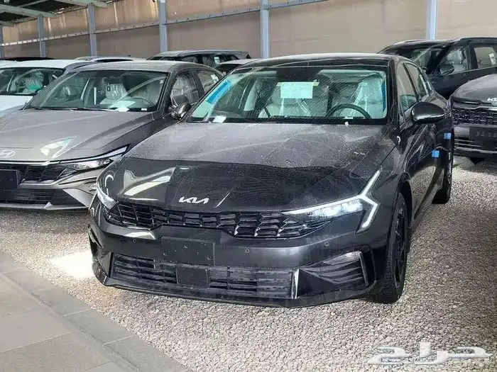 كيا K5 نص فل 2025 4