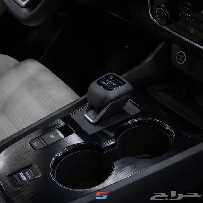 نيسان اكس تريل موديل 2024 و 2025 8