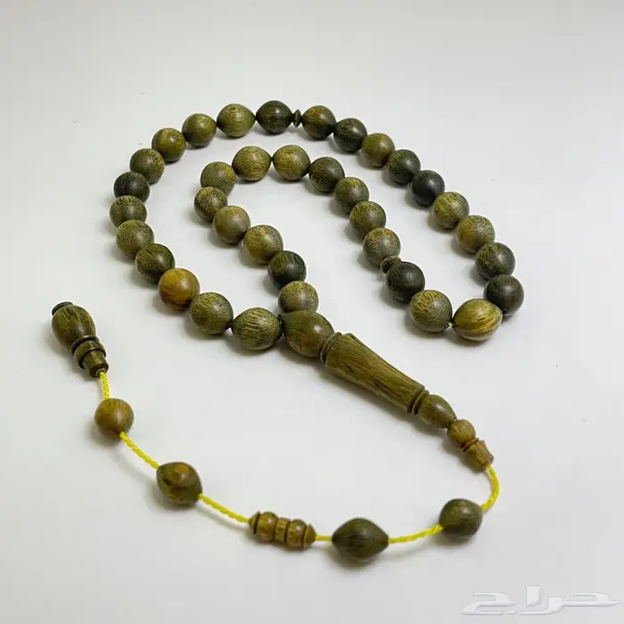 سبحة خشب الصندل الاخضر 0