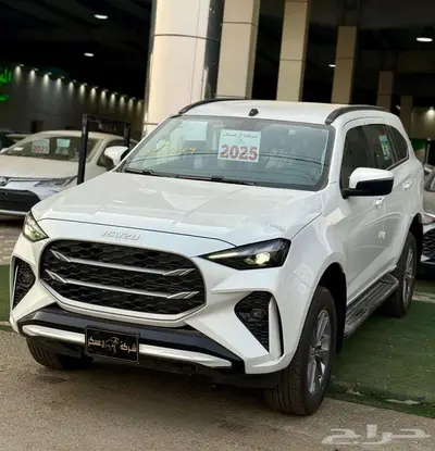 ايسوزو جيب ام يو اكس دبل 2025 الشكل الجديد 1