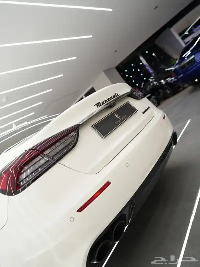 مزراتي كواتروبورتي 2022 GT 8