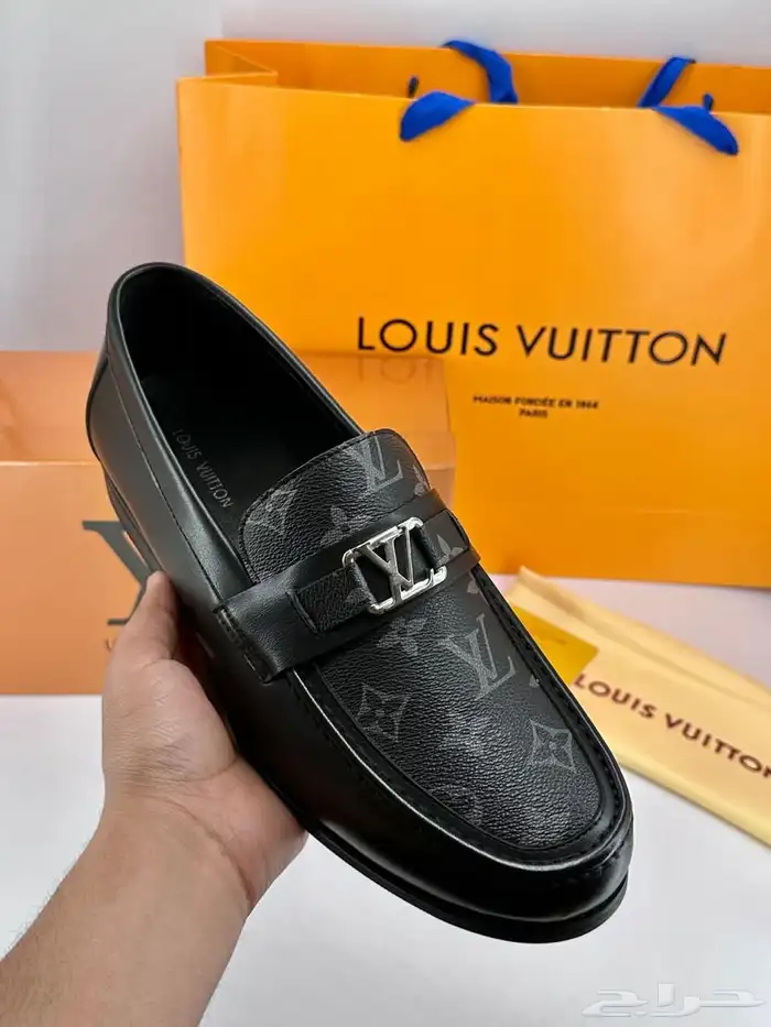 شوزات رسمية لويس فيتون   برادا   قوتشي 5