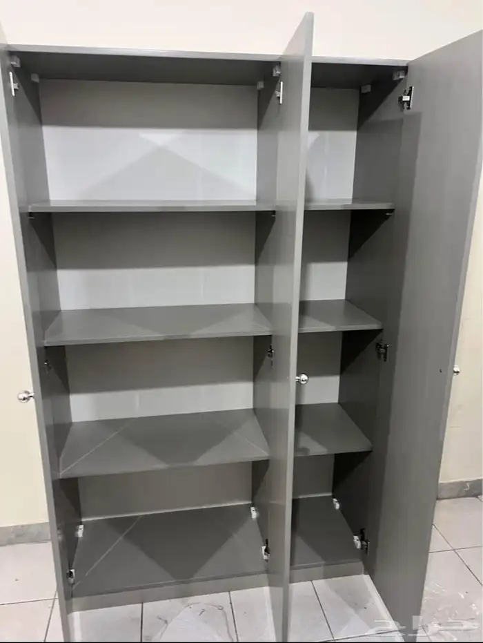 يتوفر دواليب خشب نوعيات ممتازة بجميع الألوان والمقاسات 6