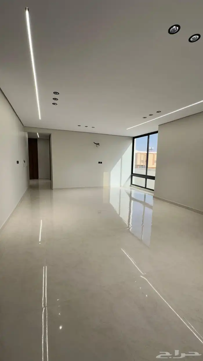 فلة روف مميزة للبيع مدخل خاص 9