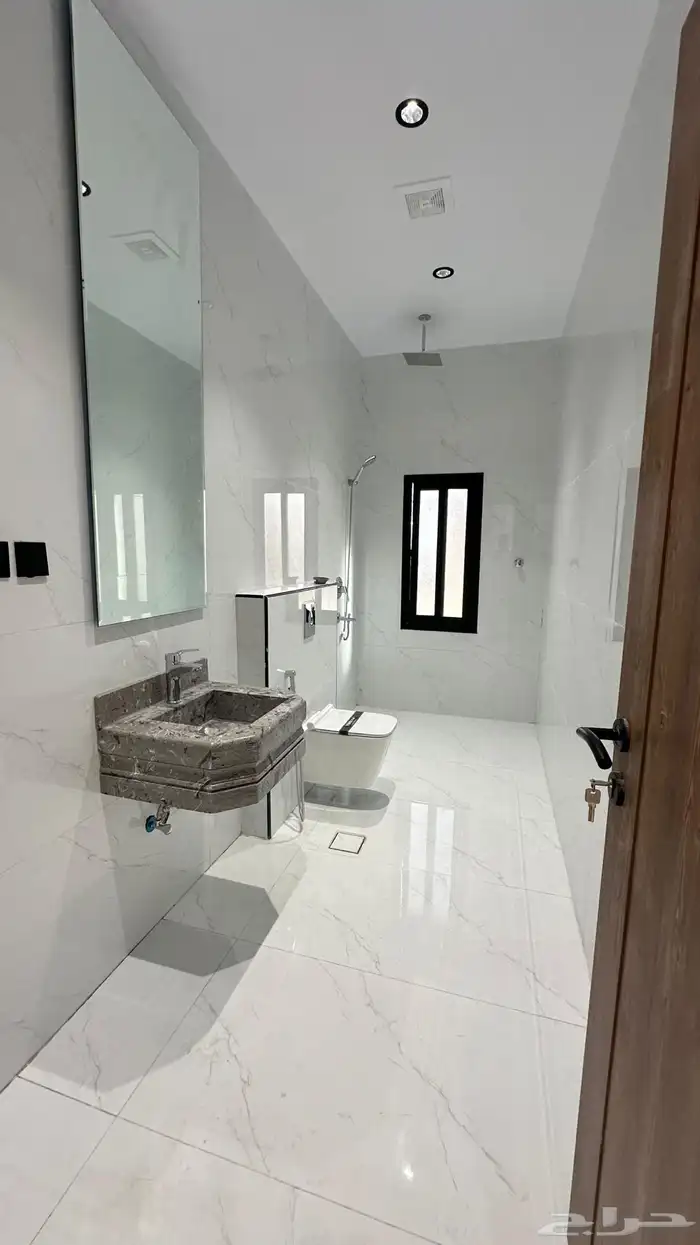 فلة روف مميزة للبيع مدخل خاص 14