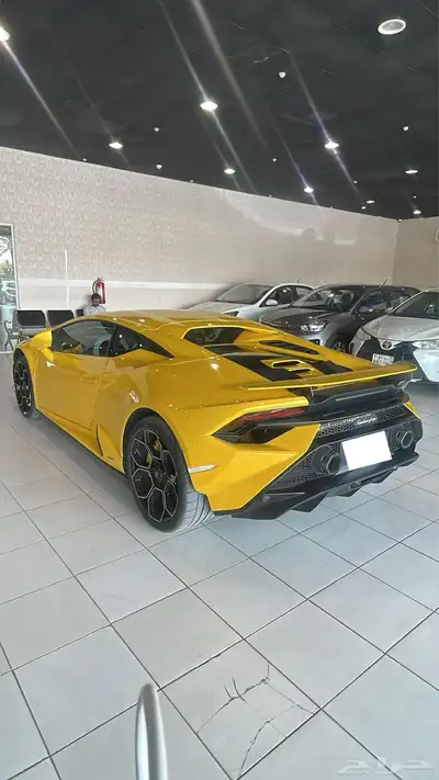 اجار لامبورجيني 2023 هوراكان اصفر 0