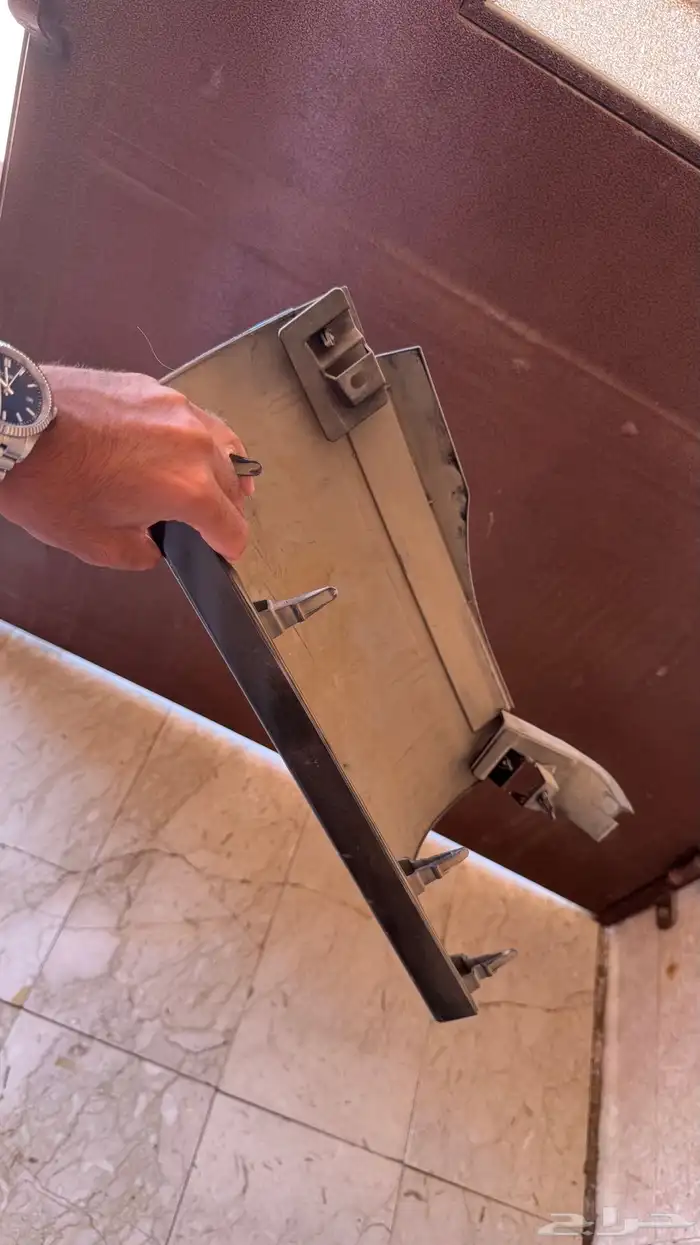 غطا هوك خلفي مع ديكور صدام يسار جيب لكزس 21 2