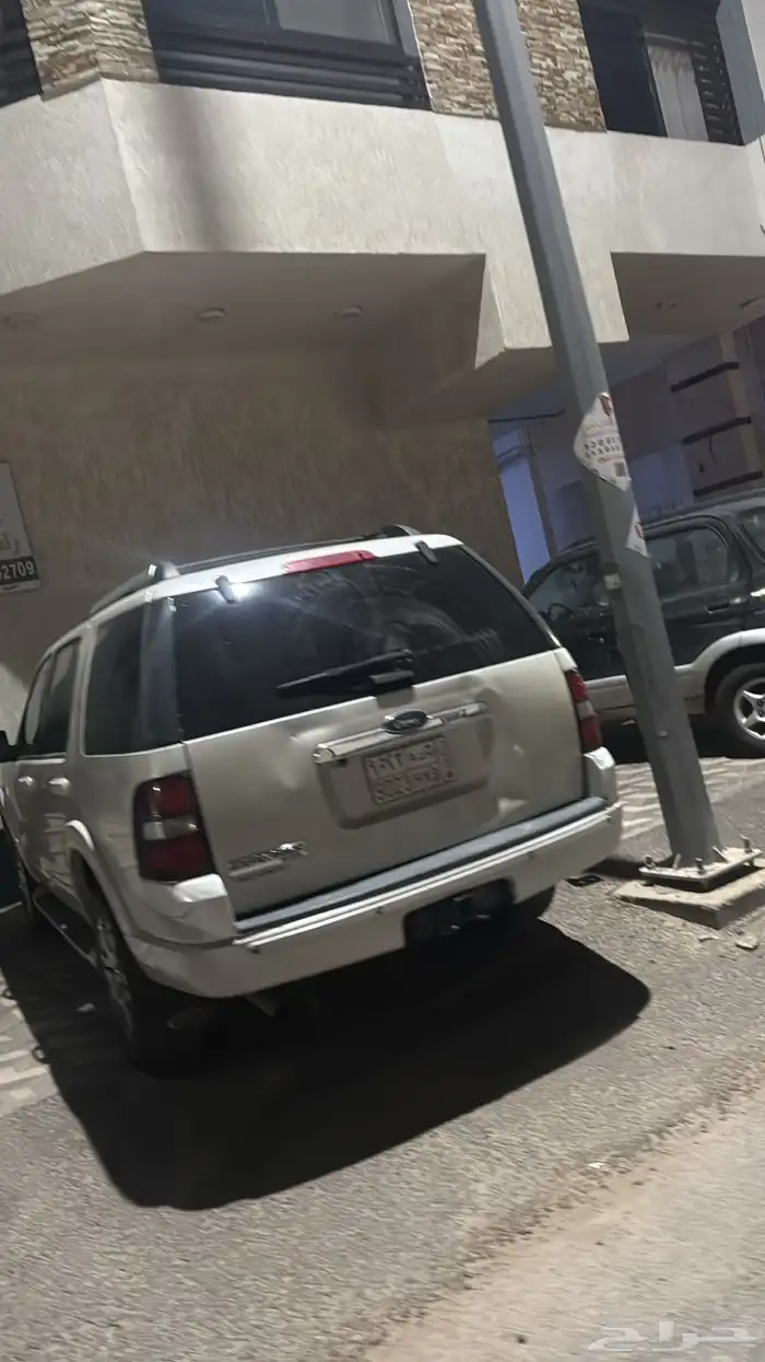 فورد اكسبلورر 2006 وارد امريكي 1