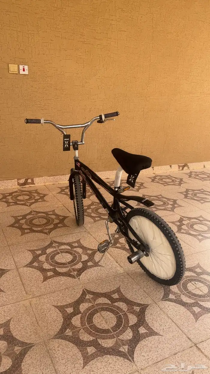 سيكل كوبرا لون اسود مطفي مقاس 20 6