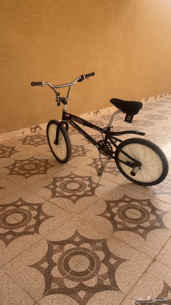 سيكل كوبرا لون اسود مطفي مقاس 20 4