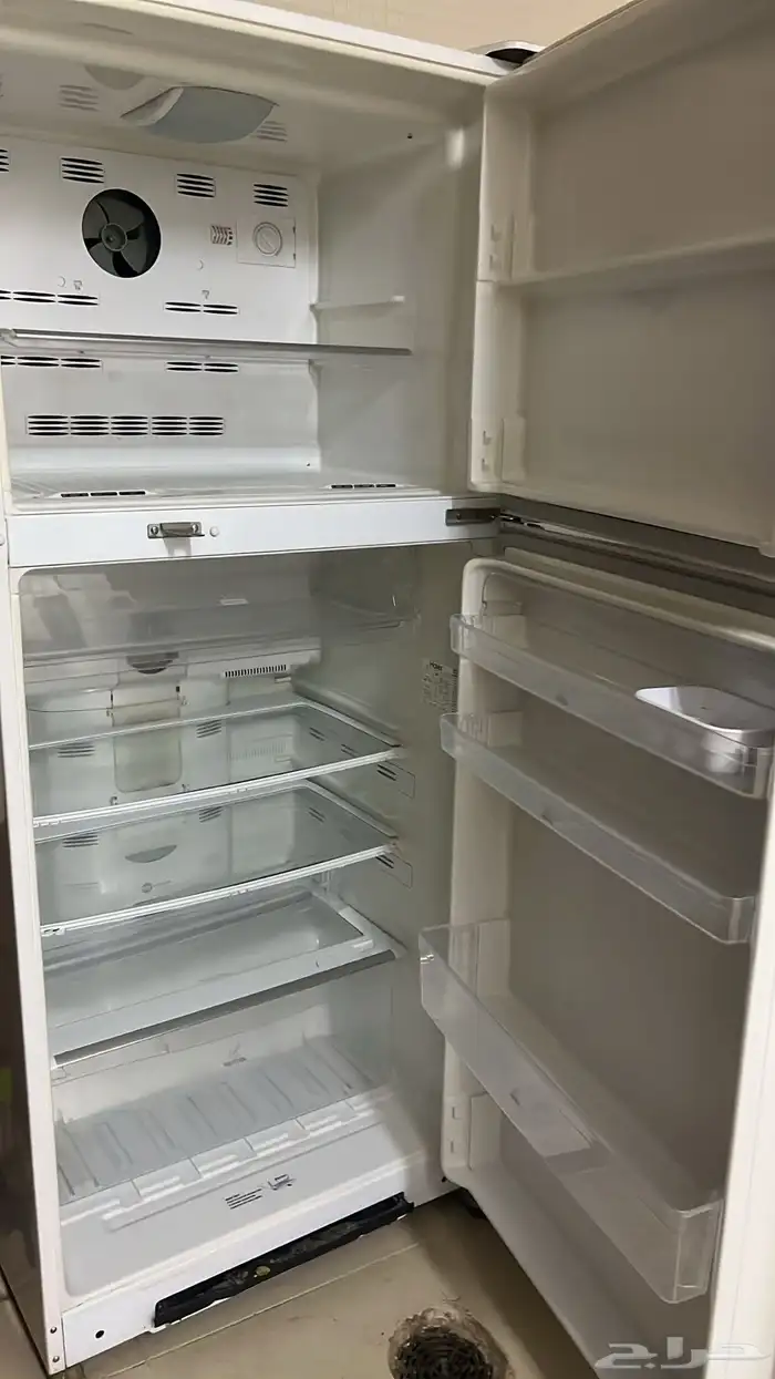 ماركه hair كبيررره ونظيفه ..(700ريال) التواصل خاص 0