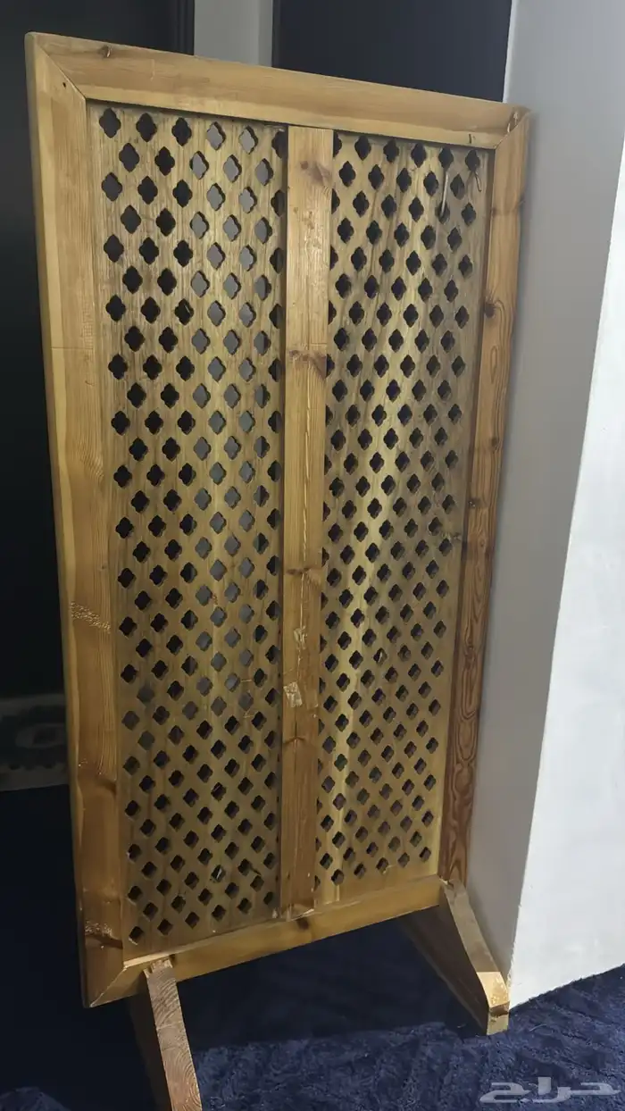 للبيع كنب جديد استاند ستارة اربع قطع وسانر روشان بحالة جيدة 0