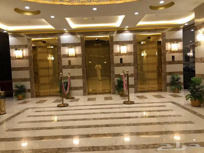 للبيع فندق في العزيزية الجنوبيه 3