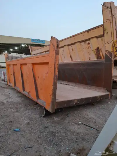 للبيع صندوق قلاب كان راكب على البي 0