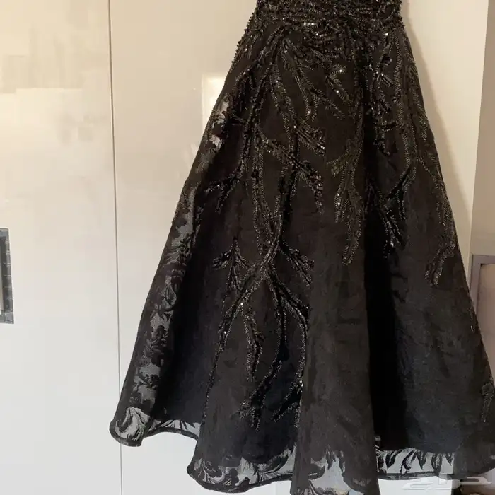 فستان سهرة أسود فخم 3