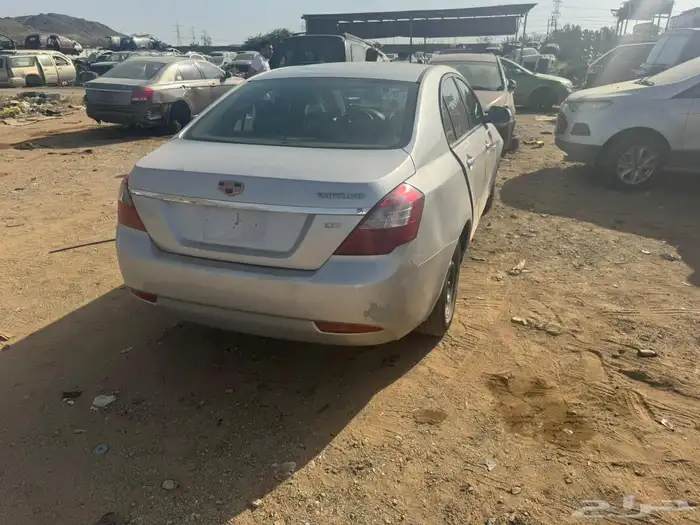 للبيع قطع غيار جيلي Ec7 2014 2