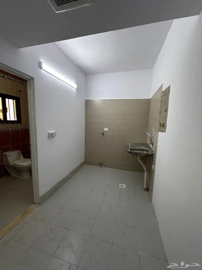 شقق عزاب للإيجار حي مشرفة 3