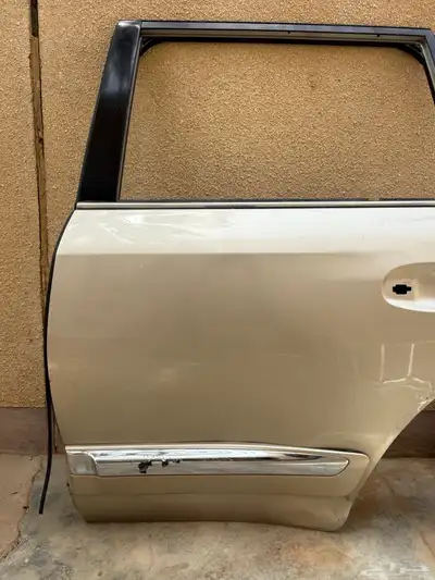 باب خلفي يسار لكزس 15 0