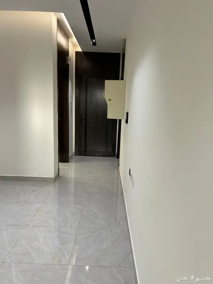 شقه فاخره للبيع 4غرف مطله امام مسجد وحديقة 7