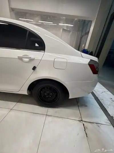 جيلي EC7 1