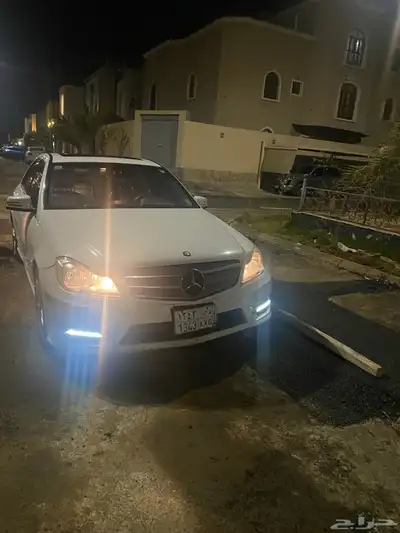 مرسيدس C300 4MATIC 2013 0