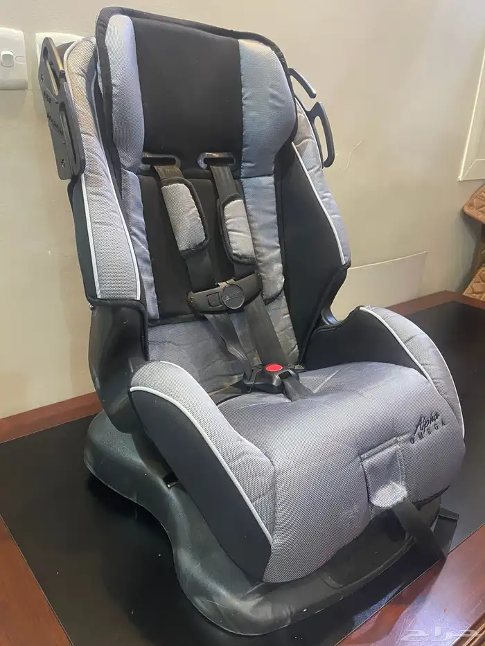 كرسي أطفال للسيارة 0