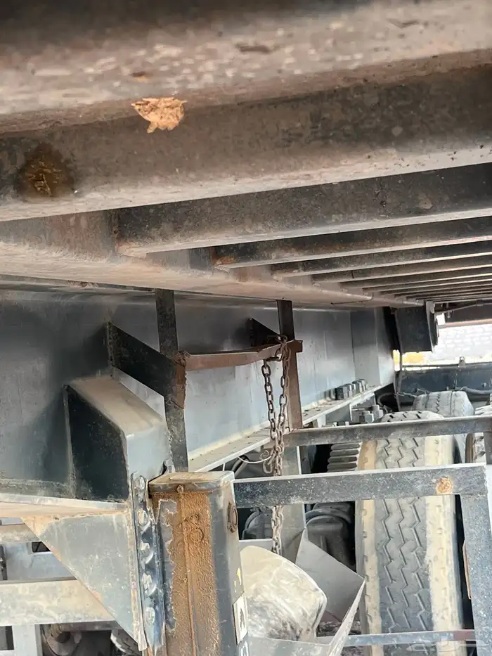 سندوق قلاب للبيع 2015 5