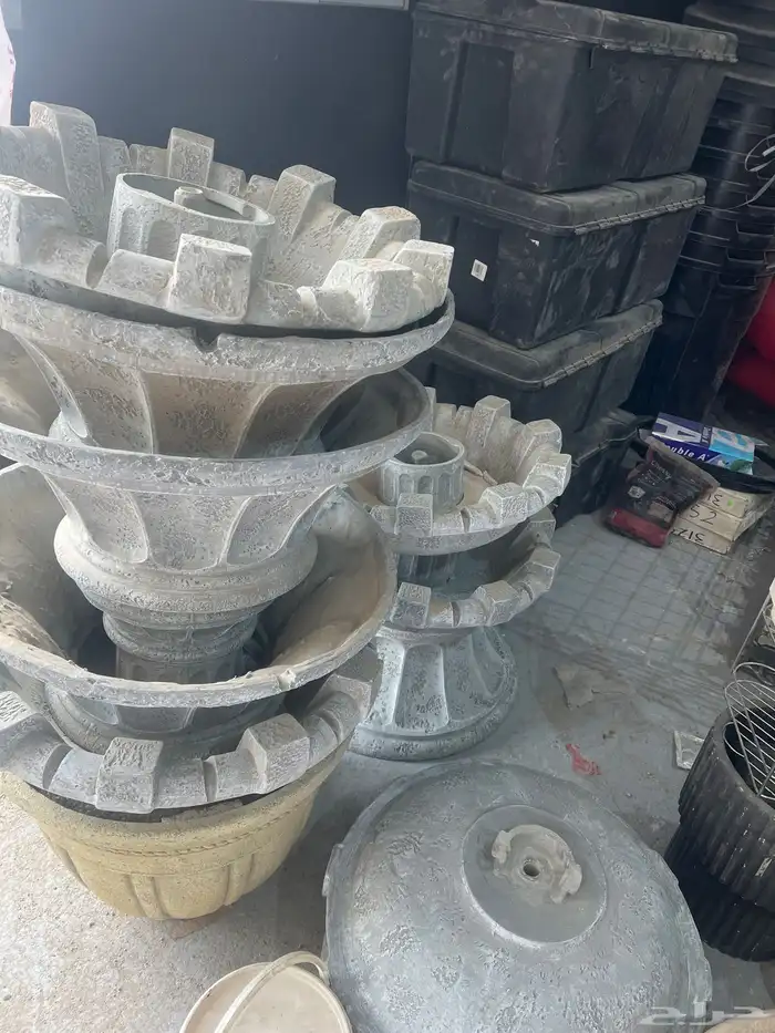 يوجد اغراض متنوعه من ساكو جديده موضحه في الصور 1