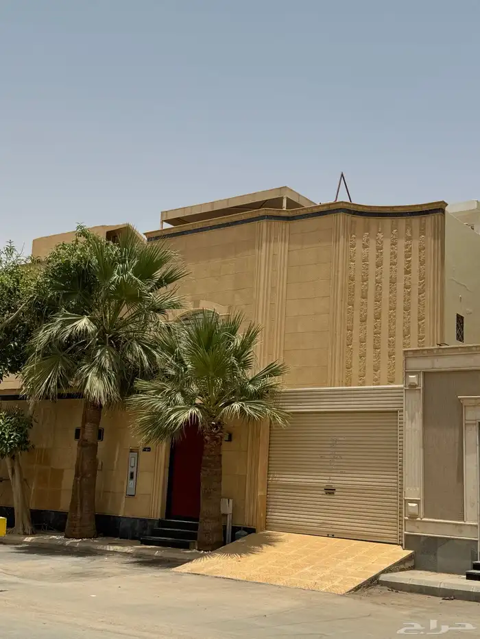 فيلا مميزة للبيع حي الربيع الرياض 0