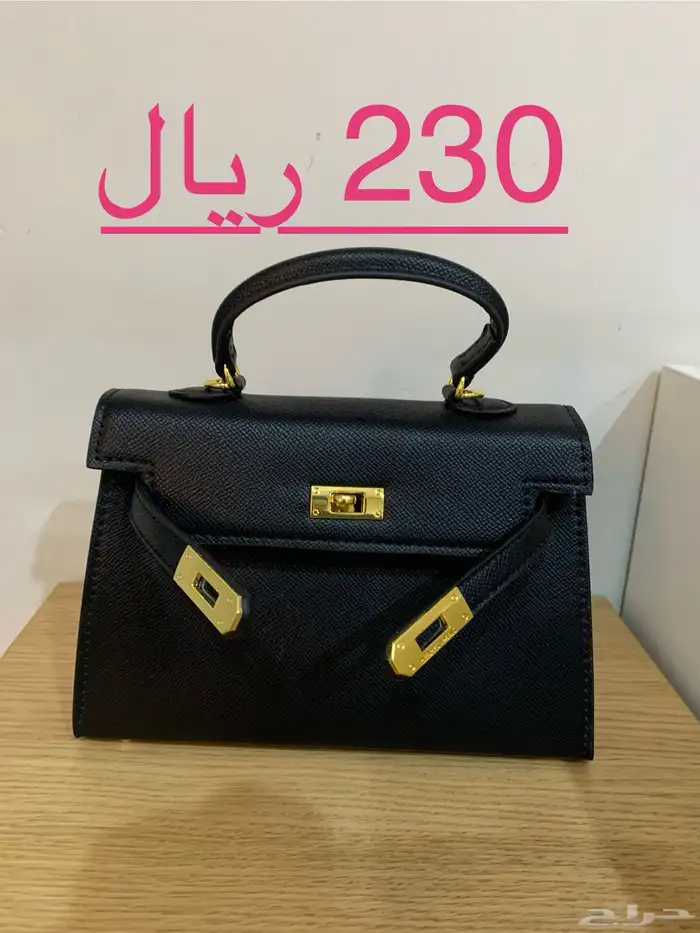 شنط وساعات وجزم جديدة للبيع 1