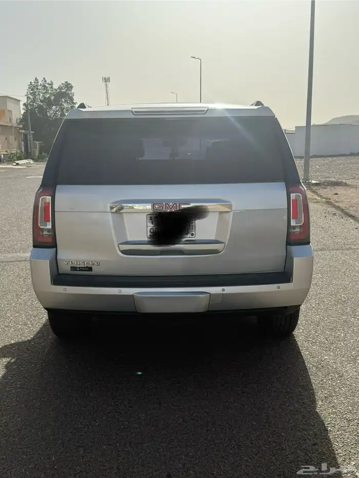 للبيع GMC Yukon 2015 دبل 2