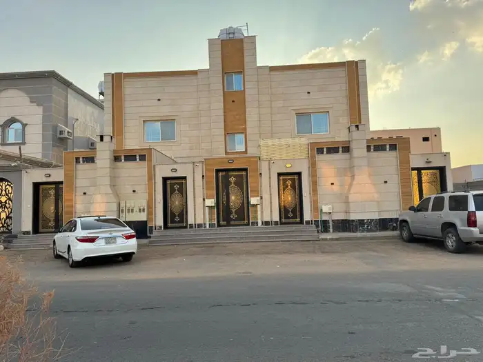 للبيع فلتين روف حي الشفا شارع 30 0
