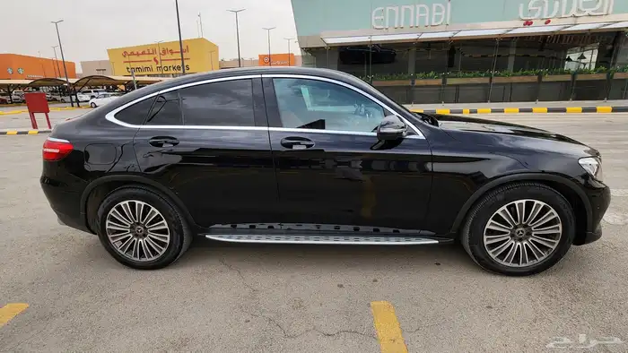 مرسيديس GLC 300 AMG كوبيه موديل 2019 ممشى قليل استخدام نظيف 2