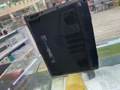 Predator Helios 300 2