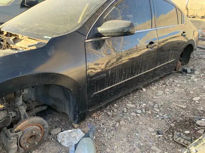 قطع غيار سيارات التيما تشليح 2008-2012 33