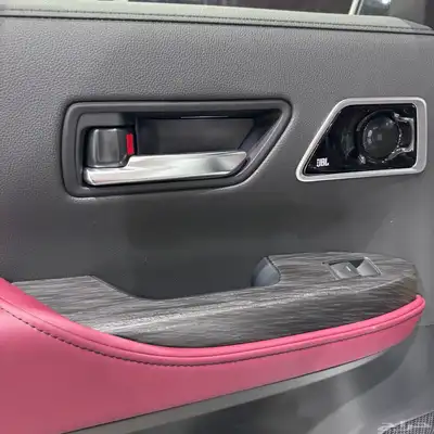 لاند كروزرVxr بريمي 2025 12