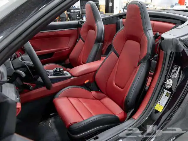 Porsche 911 Carrera Cabriolet - 2025 - NEW 8