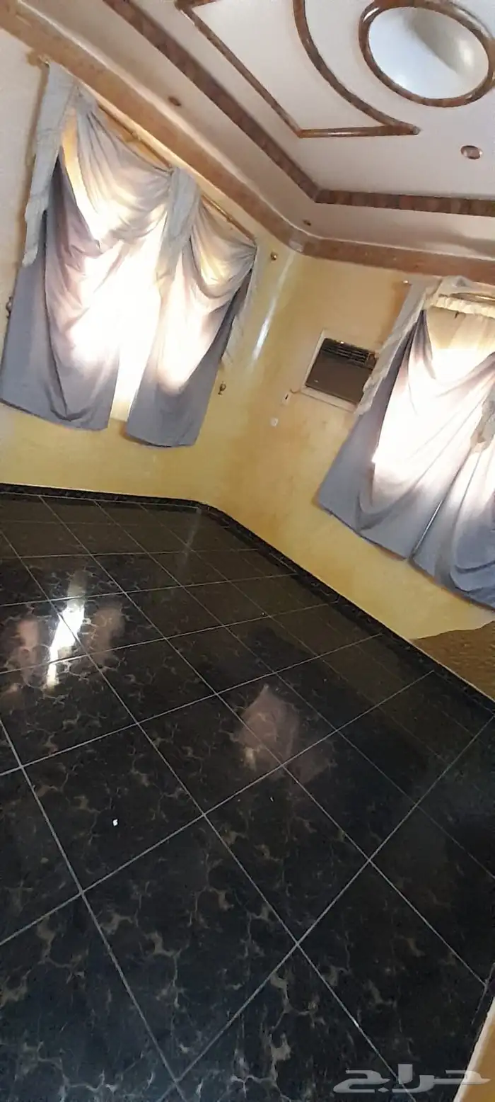 فله للبيع حي طويق 7