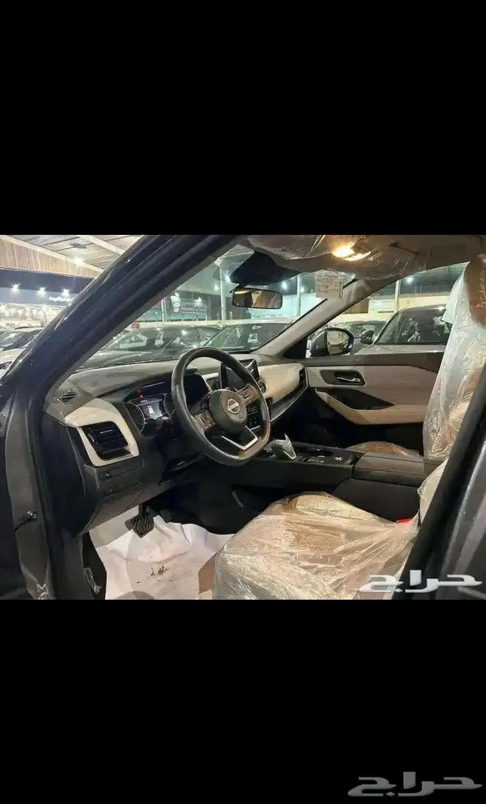 نيسان اكس تريل 7 او 5 2025 4