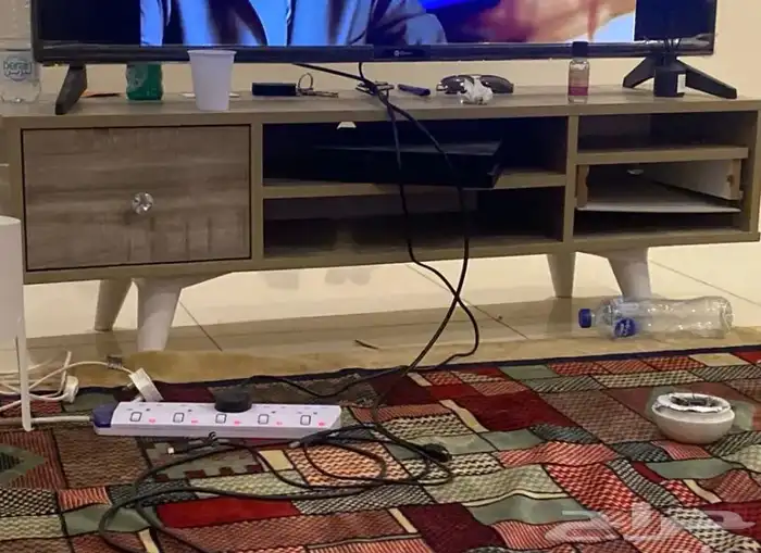 طاولة تلفزيون 0