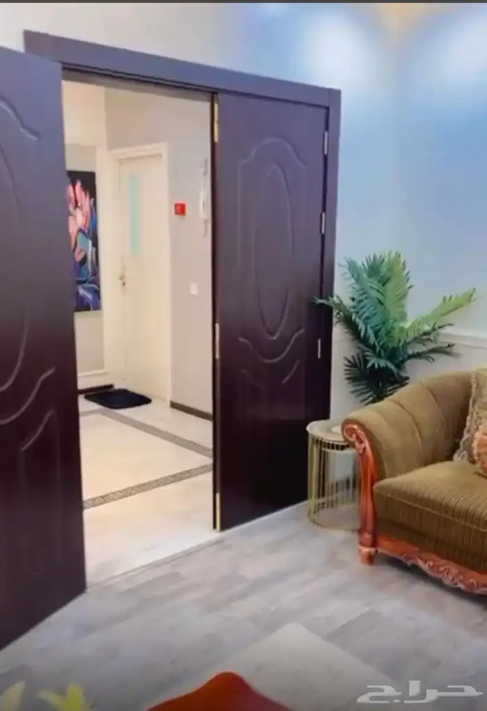 شقه للبيع 5