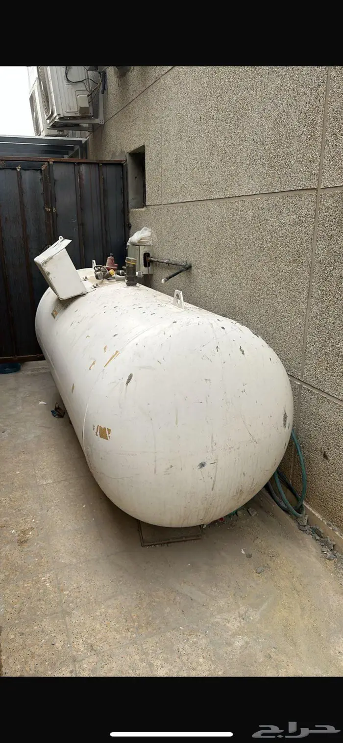 خزان غاز مركزي خزان غاز كبير غاز 2000 0