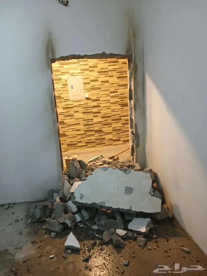 معلم قص جدران وأبواب ليزر بدون تاسير المبني 0