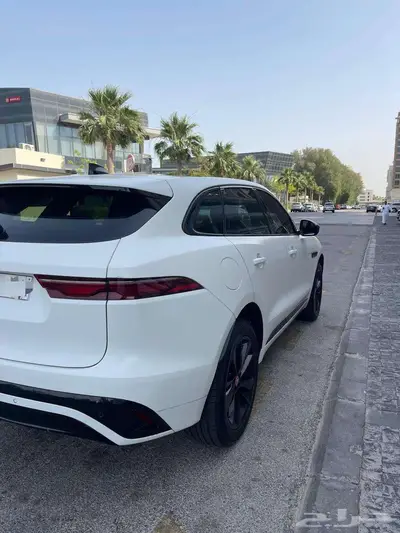 2022 جاكوار اف-بيس ار دايناميك 5