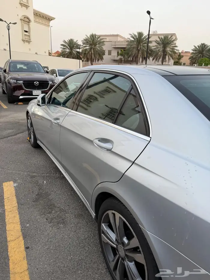 مرسيدس E class شاشة كومند ترفيهي 2013 6