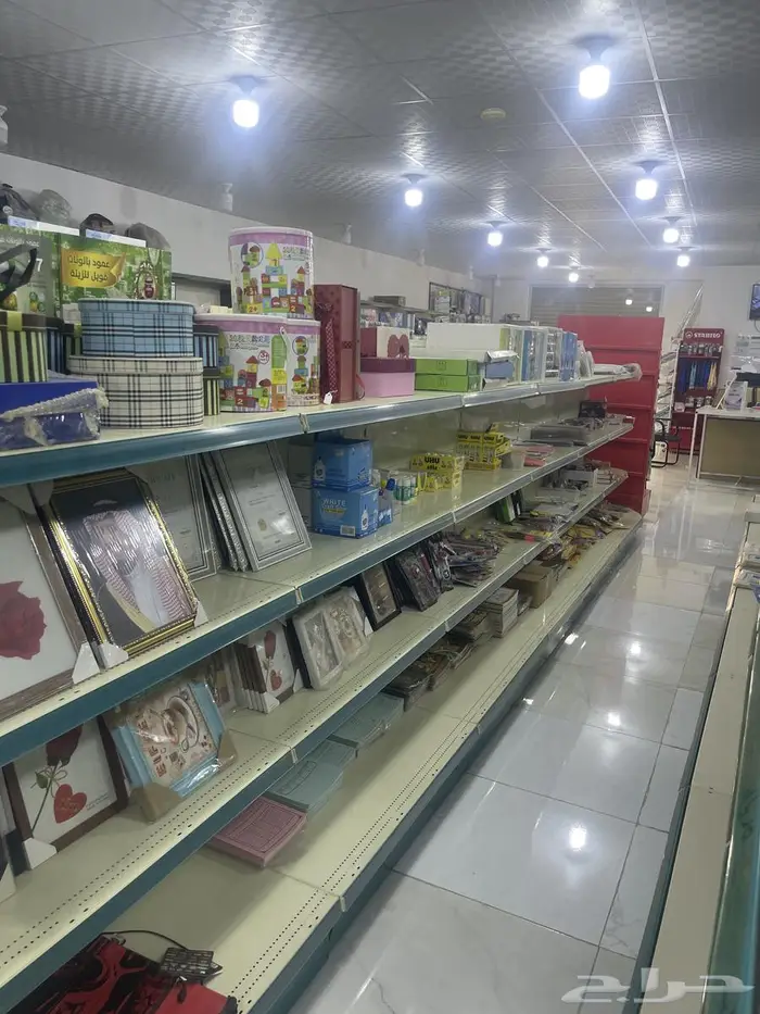 يوجد قرطاسية كامله للبيع 3