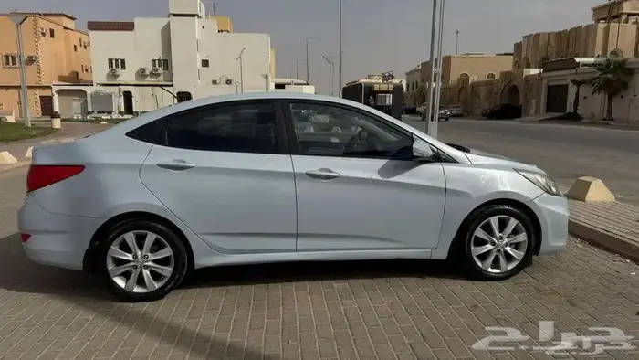 اكسنت 2017 مستعمل للبيع 5